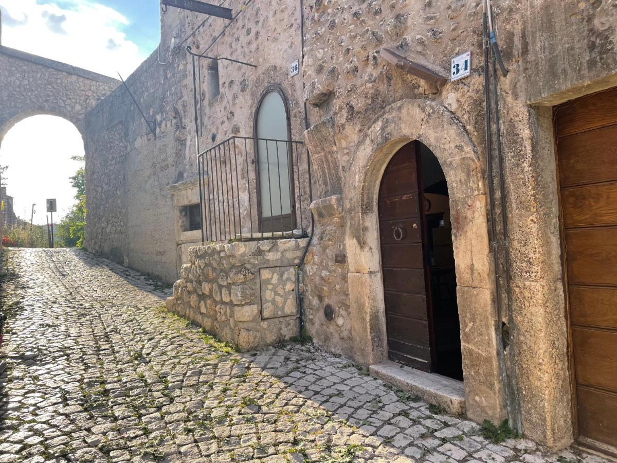 הוילה סנטו סטפאנו די ססאניו Terra Della Baronia מראה חיצוני תמונה